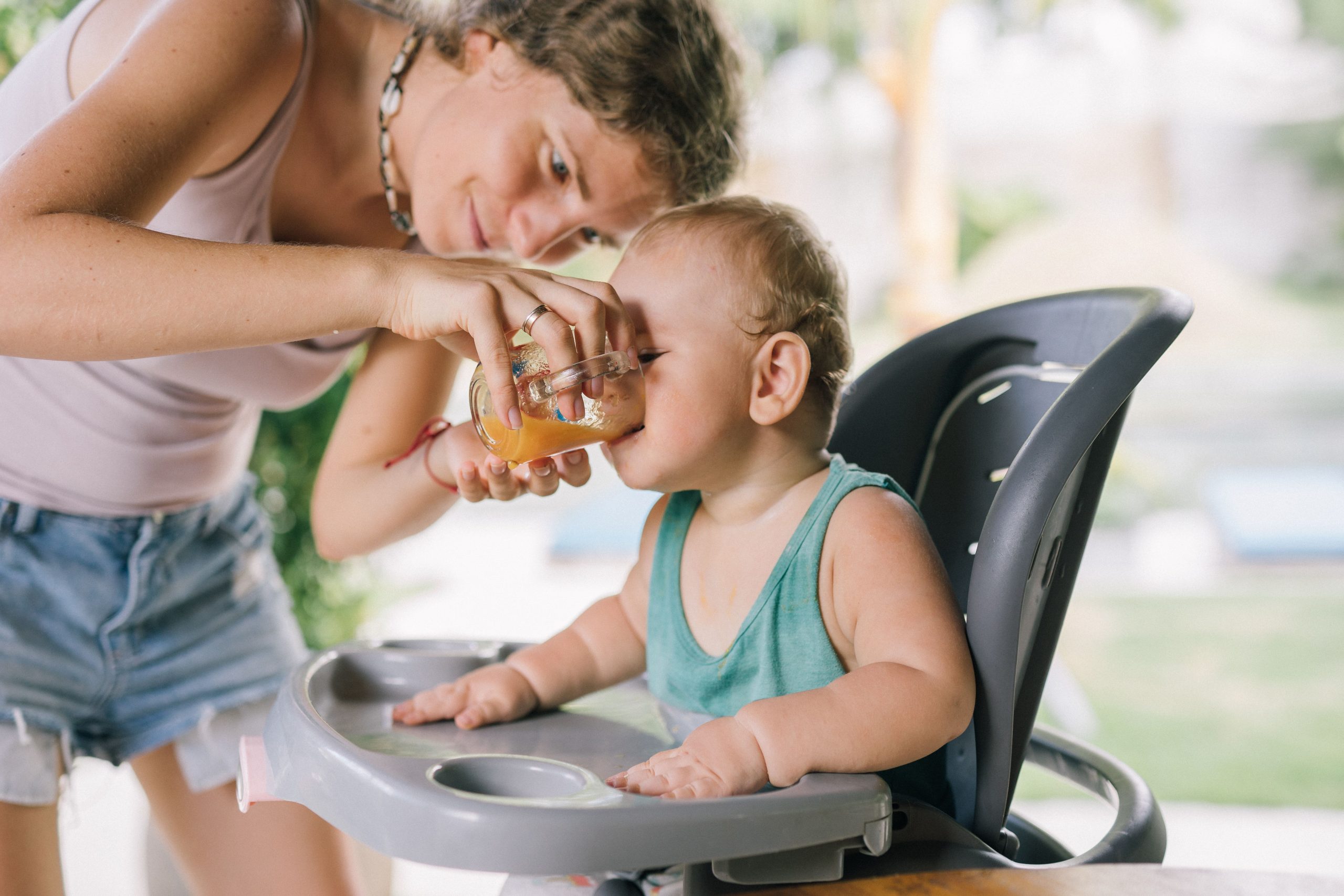 Starting Solids: A Parent’s Guide to Introducing Baby’s First Foods